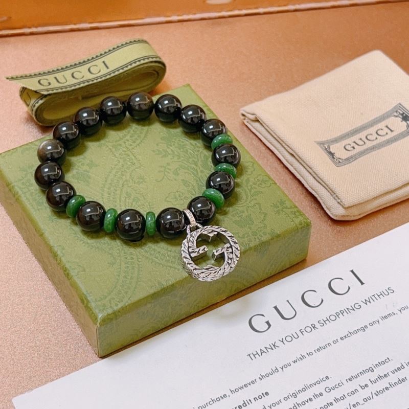 G*u*i bracelets